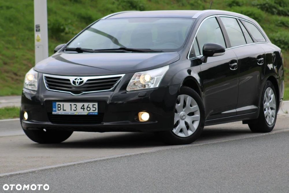 Toyota Avensis 1.8 Sol plus NAVI - 33