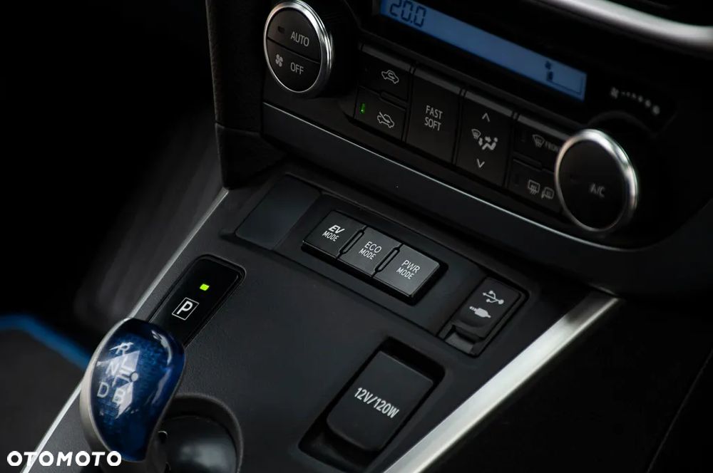 Toyota Auris - 22