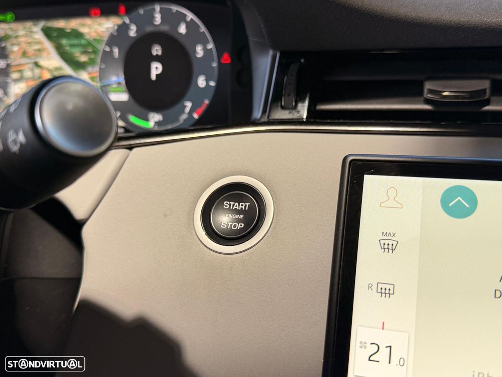 Land Rover Range Rover Evoque 1.5 P300e AWD S Auto - 32