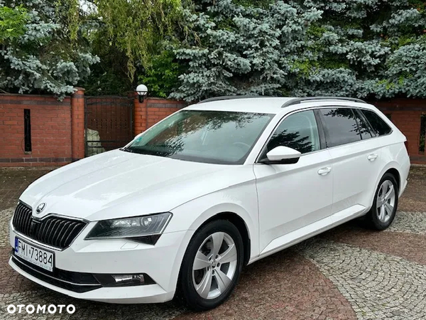 Skoda Superb Combi 2.0 TDI DSG Sportline