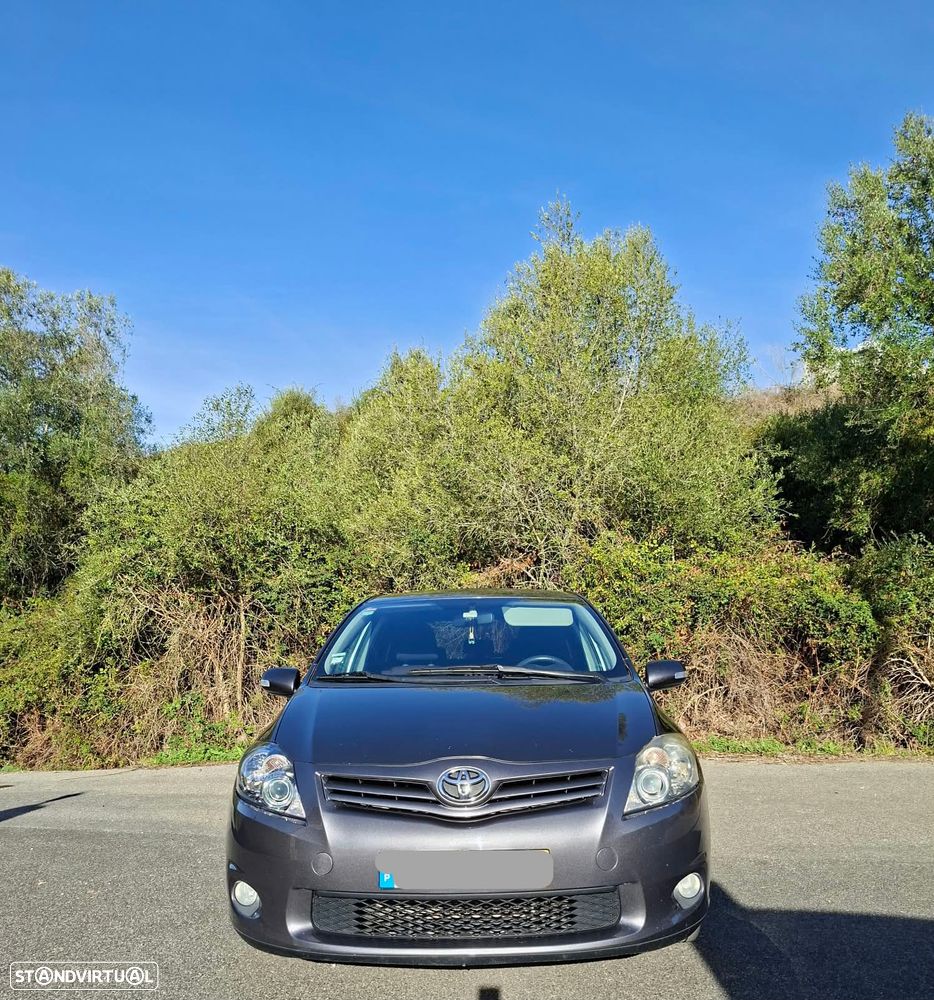 Toyota Auris - 2