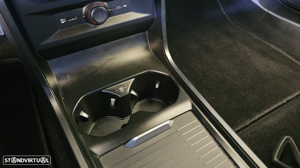 MG MG4 4 Luxury 64 kWh - 35