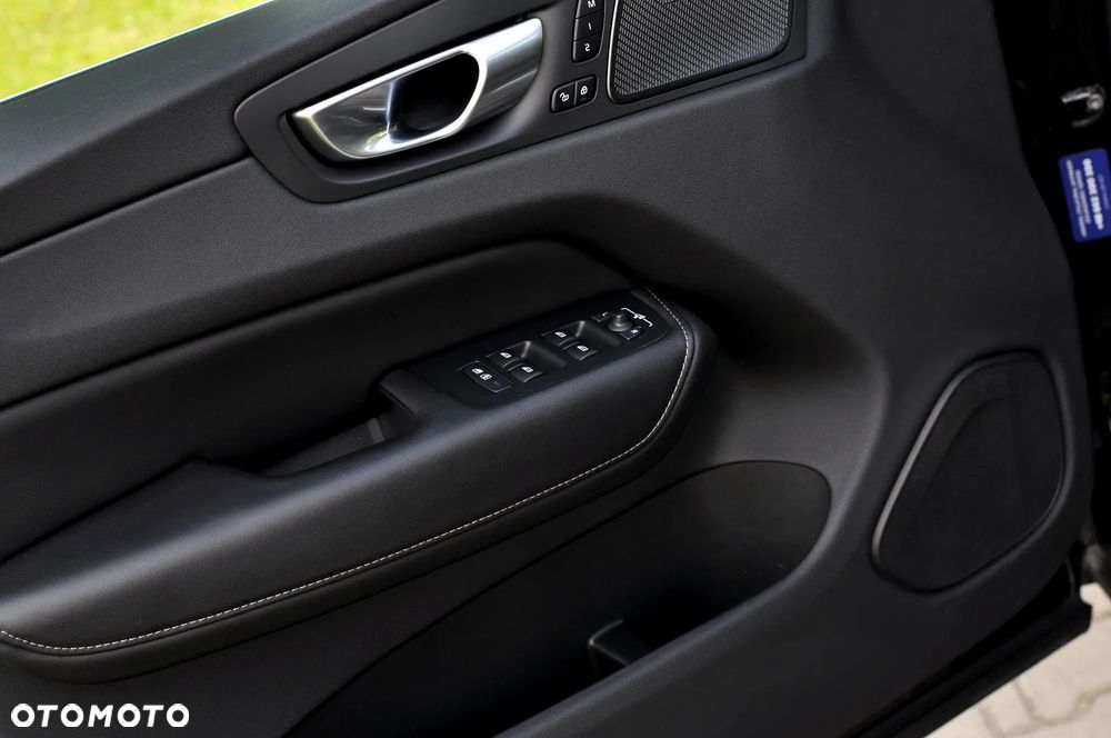 Volvo XC 60 T6 AWD Plug-In Hybrid Inscription - 21