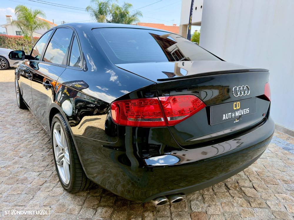Audi A4 2.0 TDI S-line - 25
