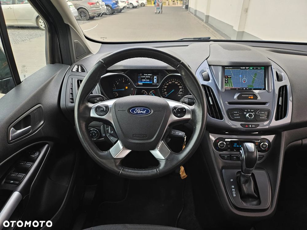 Ford Tourneo Connect Grand - 10