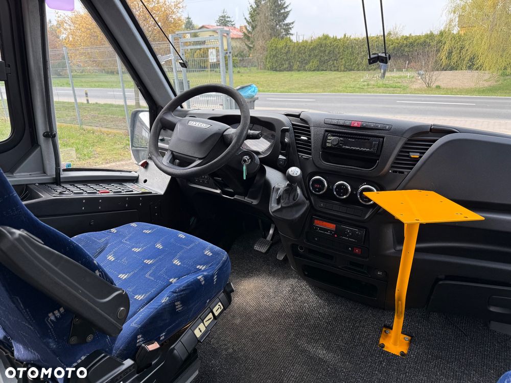 Iveco Rosero First - 13