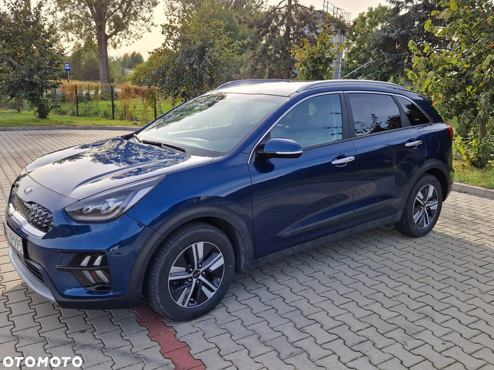 Kia Niro 1.6 GDI Hybrid L Business Line - 19