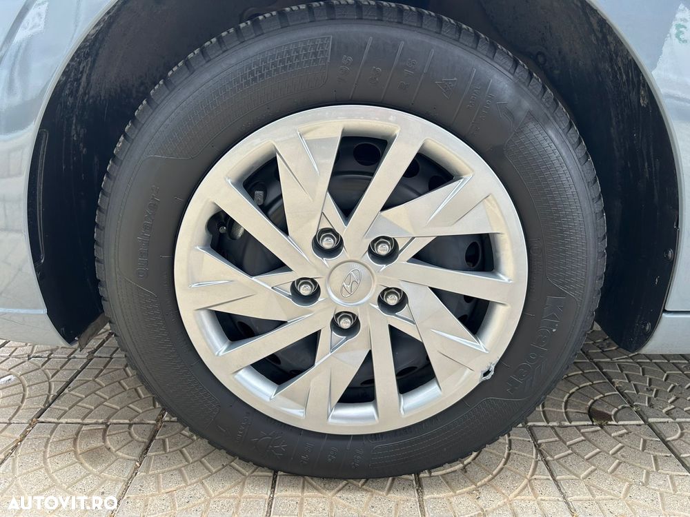 Hyundai Elantra 1.6 l 123 CP 6MT Classic - 24