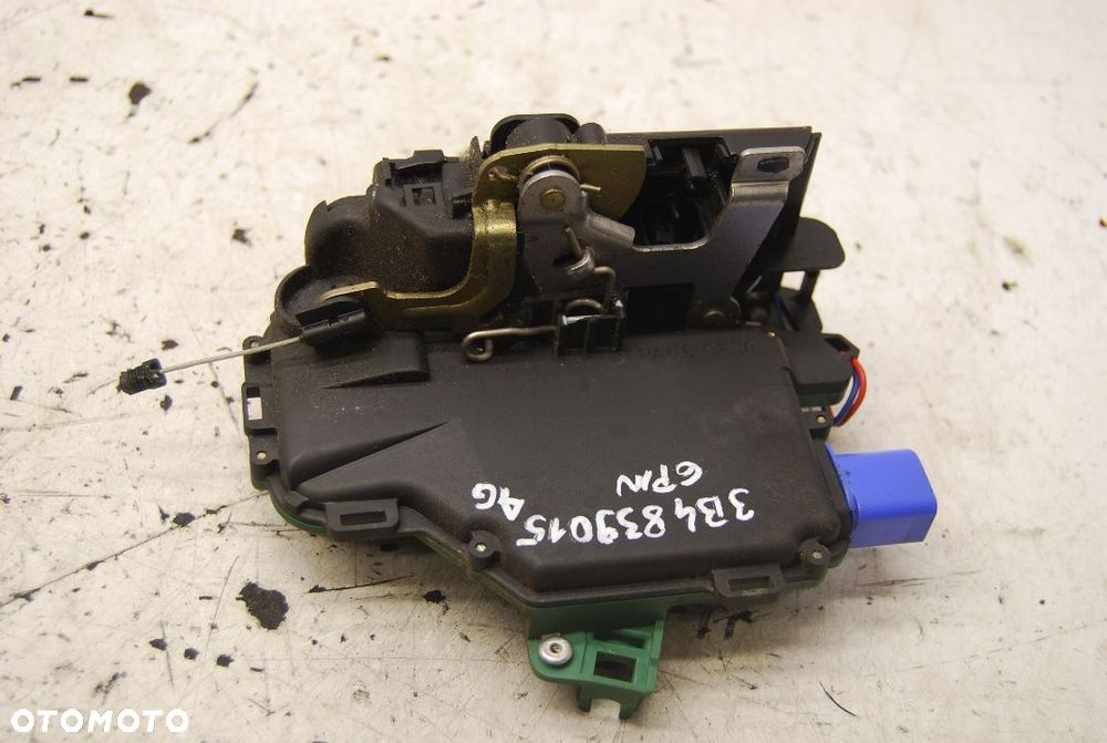 ZAMEK DRZWI LEWY TYŁ 6 PIN 3B4839015M LEON I OCTAVIA I VW PASSAT B5 GOLF IV BORA 3B4839015M VW POLO IV SKODA FABIA II - 7