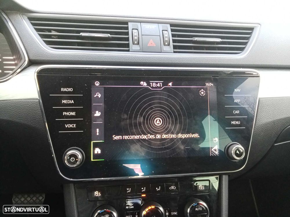 Skoda Superb Break 2.0 TDI Ambition DSG - 15