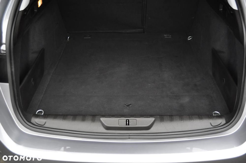 Peugeot 308 BlueHDi 130 Stop & Start Active Business-Paket - 28