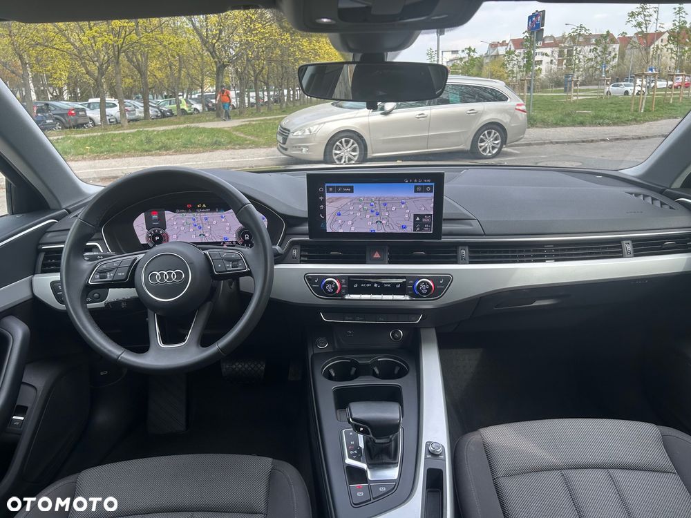 Audi A4 Limousine 35 TFSI mHEV Advanced S tronic - 12