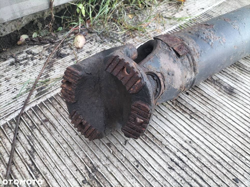 WAŁ NAPĘDOWY MAN TGL 8.180 4.6 - 7