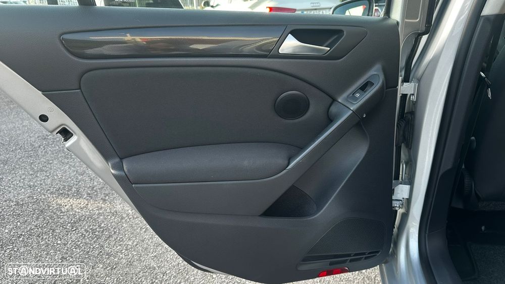 VW Golf 1.6 TDi DPF Comfortline - 16