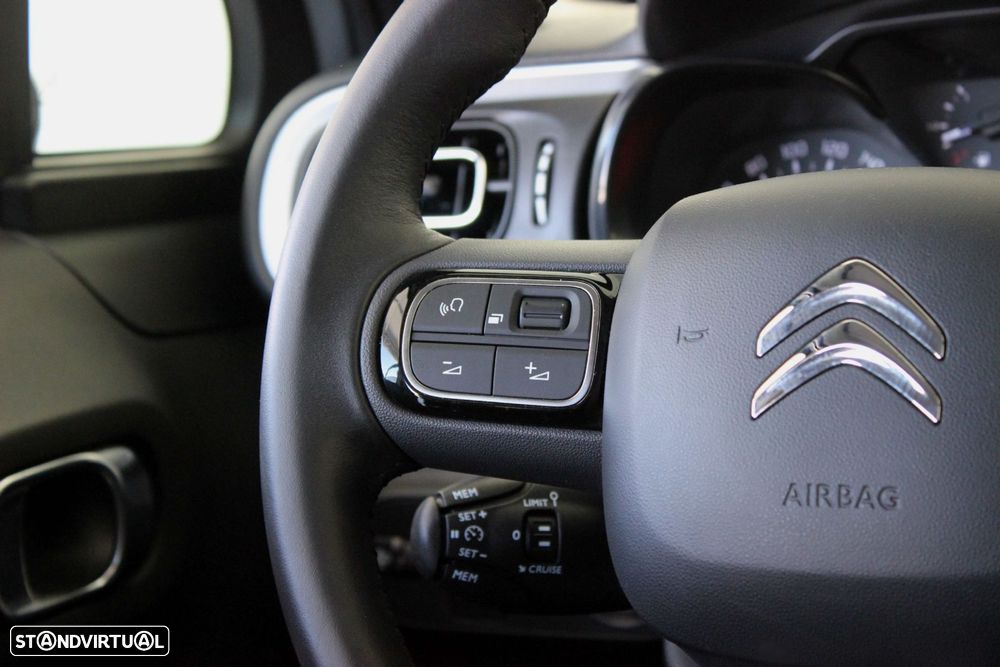 Citroën C3 1.2 PureTech Shine EAT6 - 15