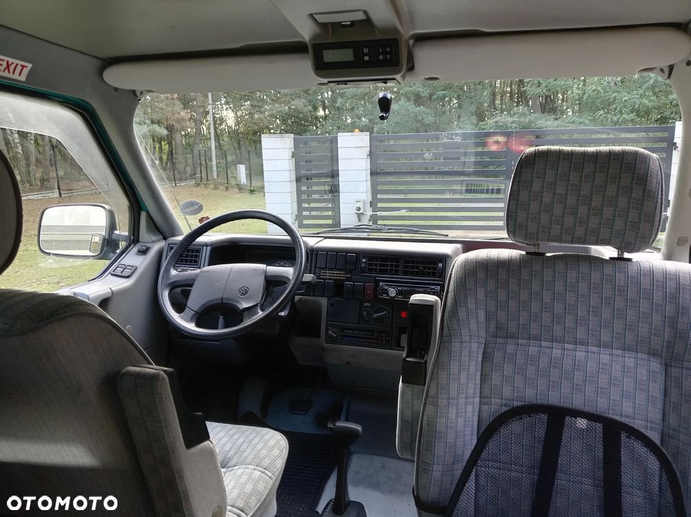 Volkswagen California - 12