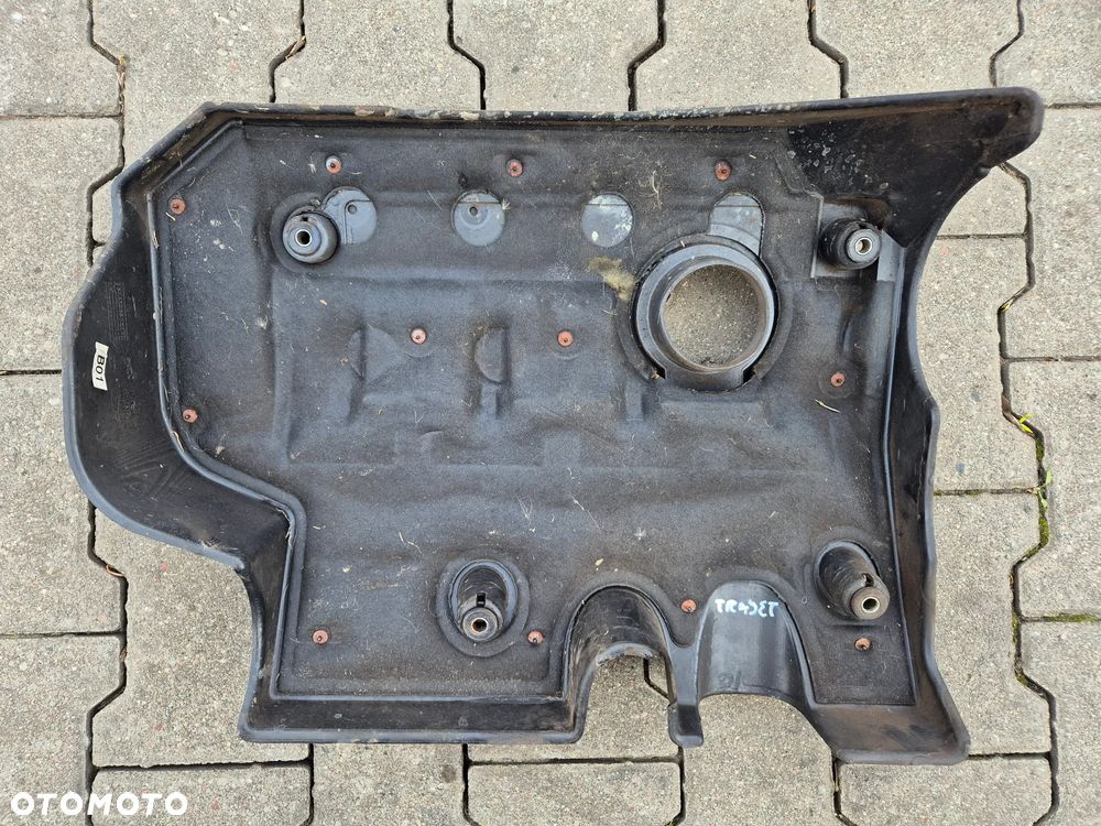 OSŁONA POKRYWA SILNIKA HYUNDAI TRAJET 2.0 CRDI LIFT - 2