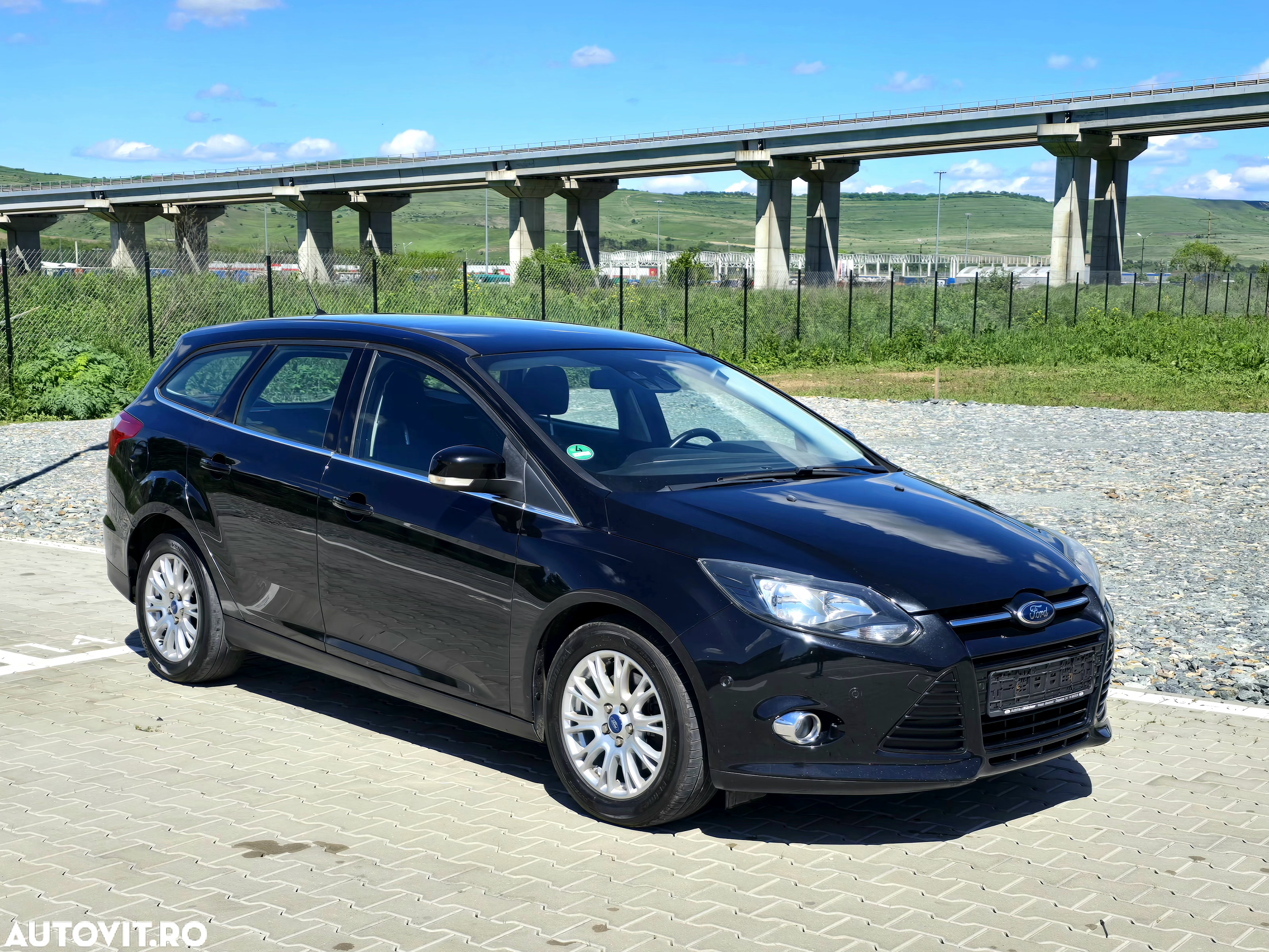 Ford Focus 1.6 Ecoboost Start Stop Titanium - 9