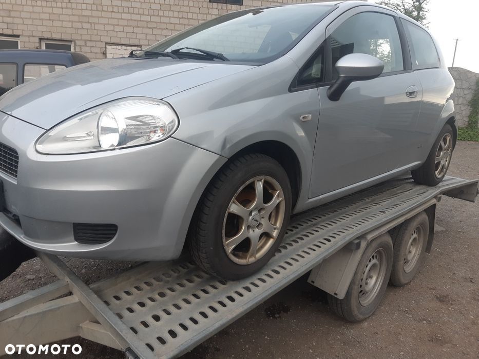 Na części Fiat Grande Punto 589A Silnik Skrzynia Maska Zderzak Drzwi Klapa Szyba - 1