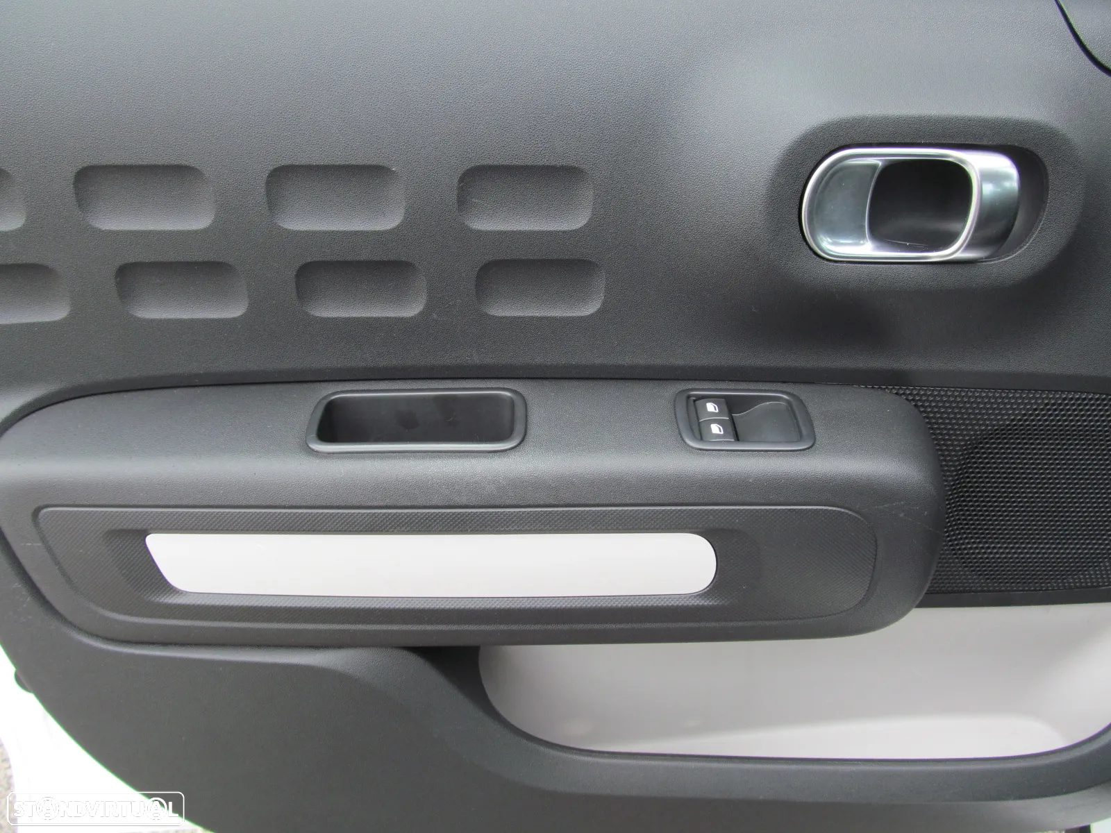 Citroën C3 1.2 PureTech Feel - 11