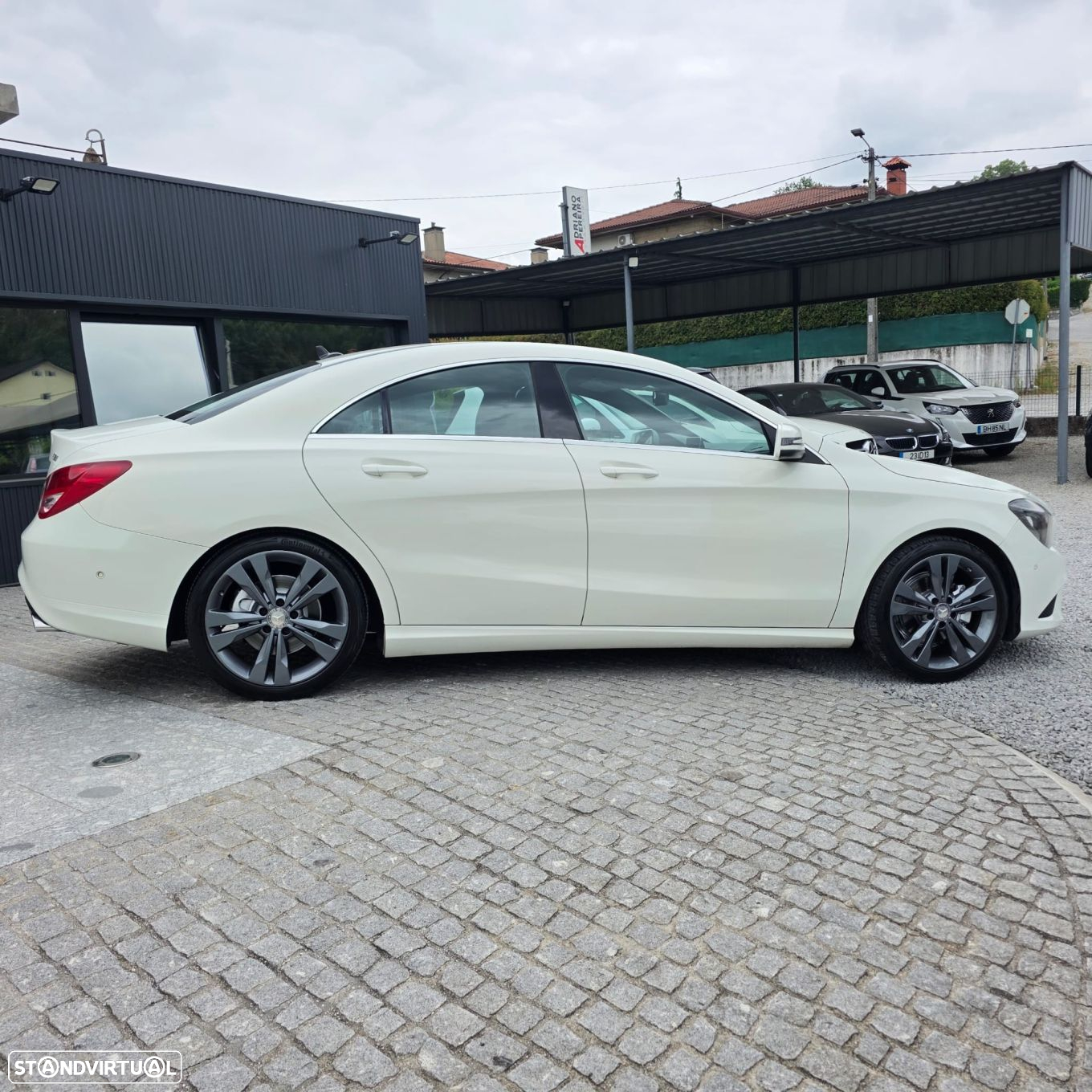 Mercedes-Benz CLA 200 CDi Urban - 12
