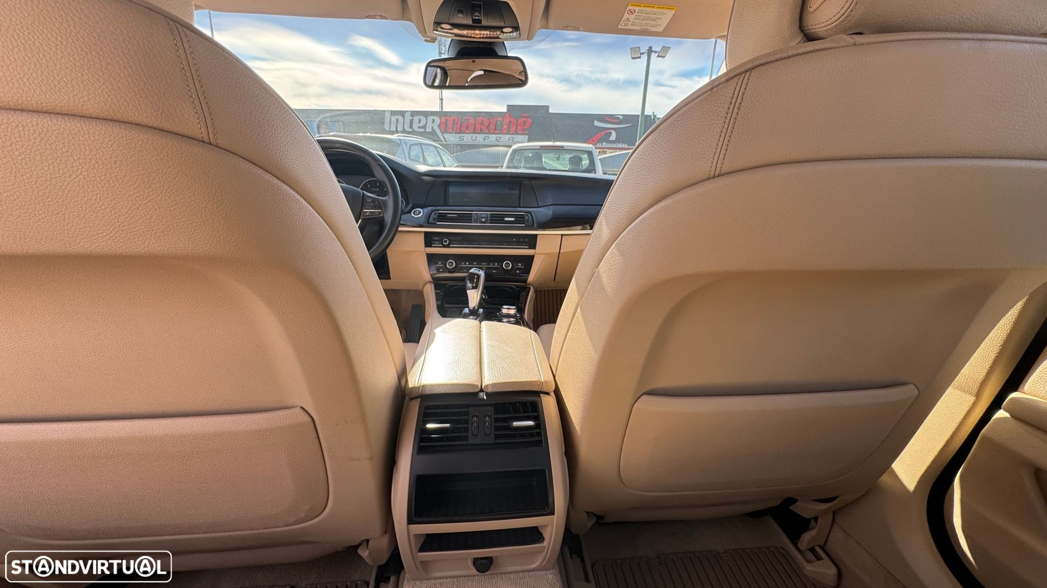 BMW 520 d Exclusive Auto 123g - 30
