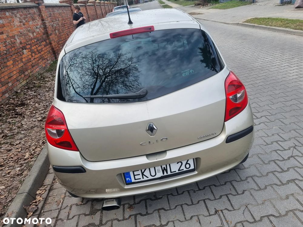 Renault Clio 1.6 16V Extreme - 5
