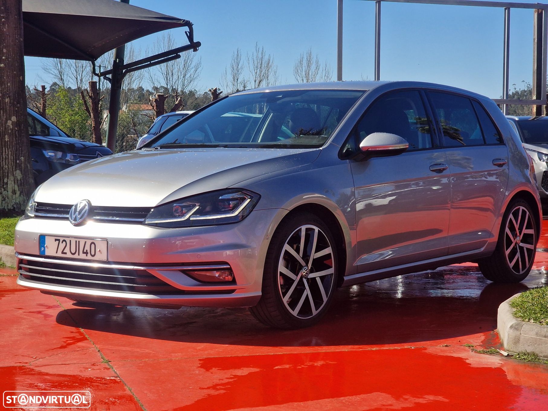 VW Golf 2.0 TDI Highline DSG - 1