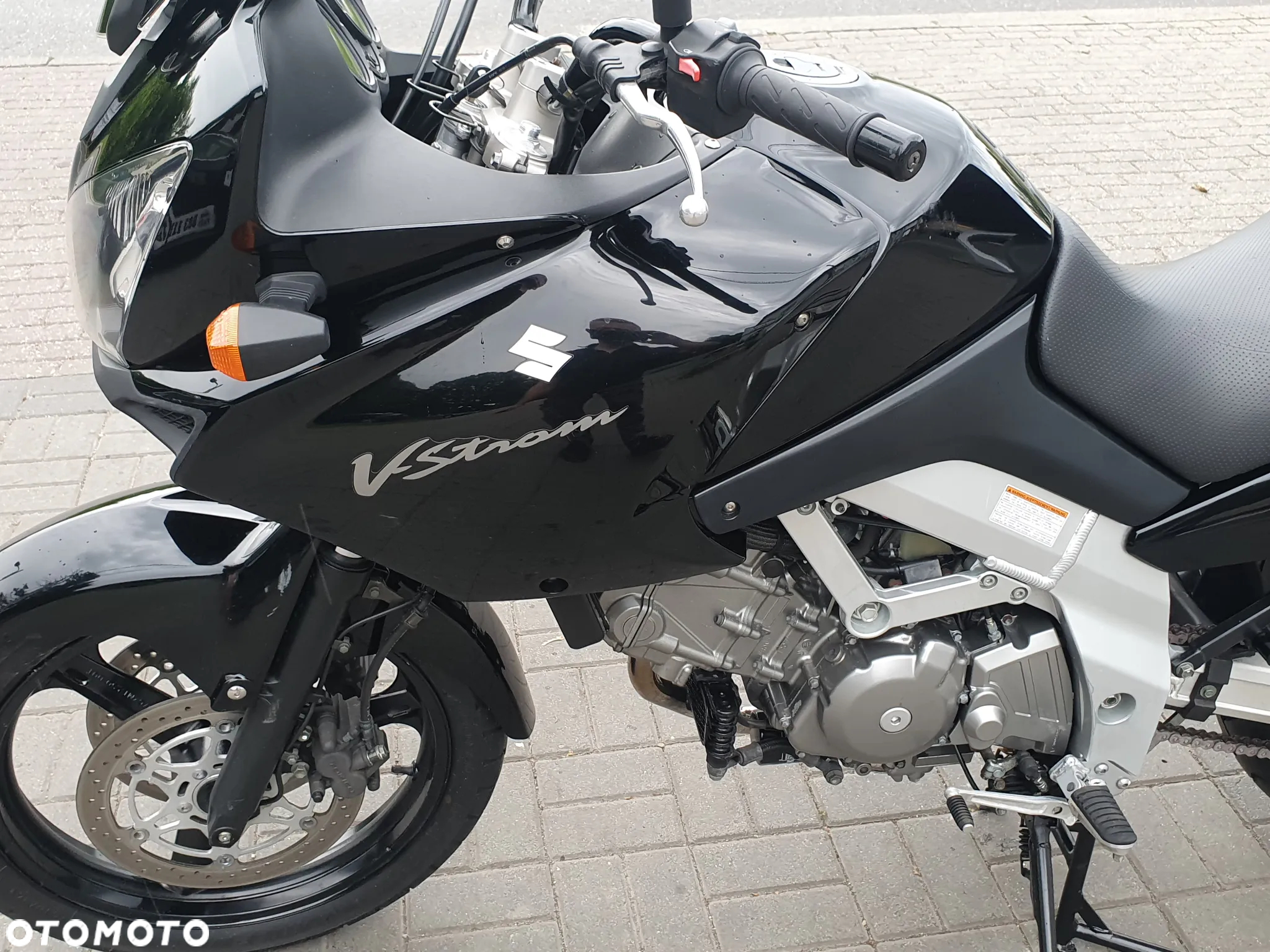 Suzuki V-STROM - 19