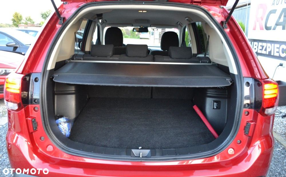 Mitsubishi Outlander 2.0 Intense + 2WD - 8