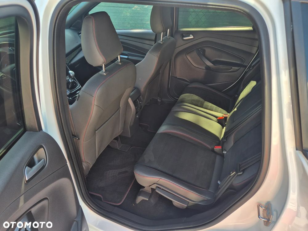 Ford Kuga 2.0 TDCi 4x4 ST-Line - 30