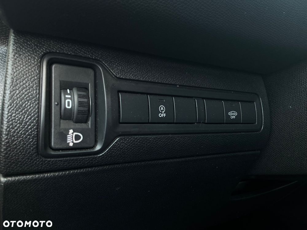 Peugeot 308 1.5 BlueHDi Active S&S - 9