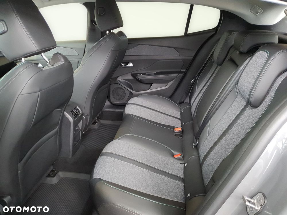 Peugeot 408 1.2 PureTech Allure Pack S&S EAT8 - 25