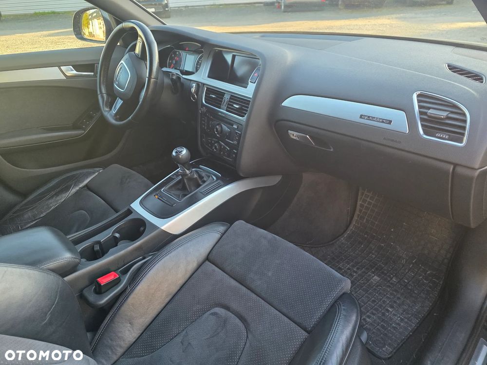 Audi A4 Avant 3.0 TDI DPF multitronic S line Sportpaket - 18