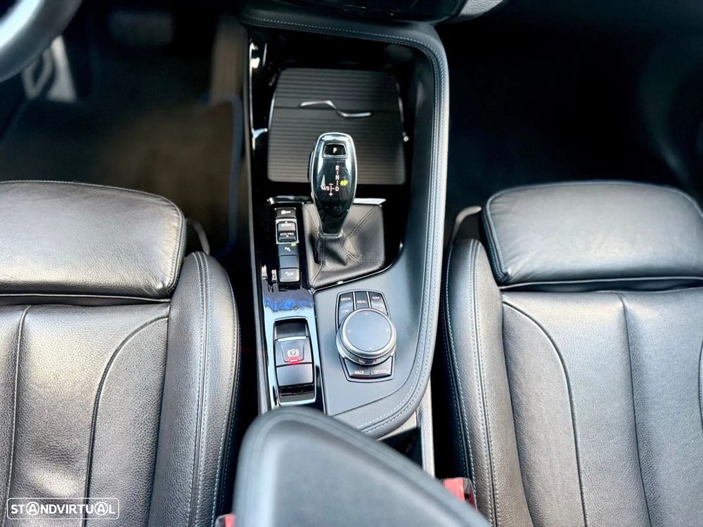 BMW X2 20 d sDrive Auto X Pack M - 29