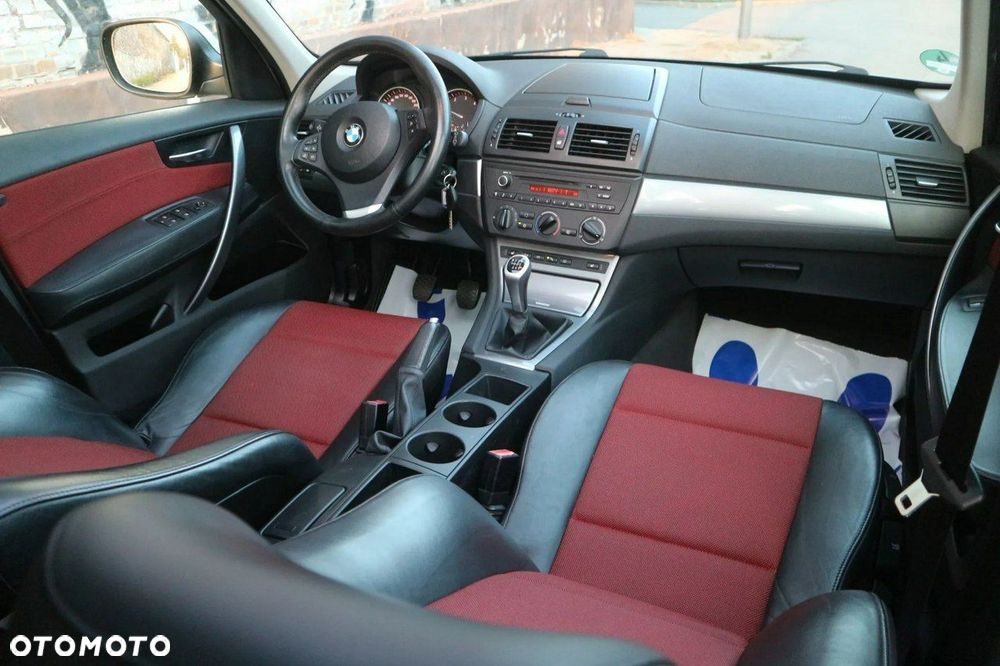 BMW X3 xDrive18d - 34