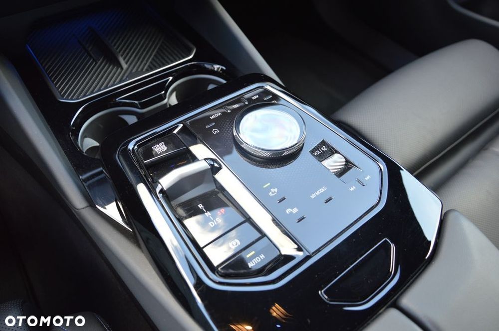 BMW Seria 5 - 21