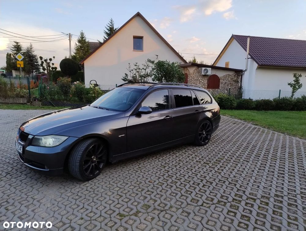 BMW Seria 3 318d - 4