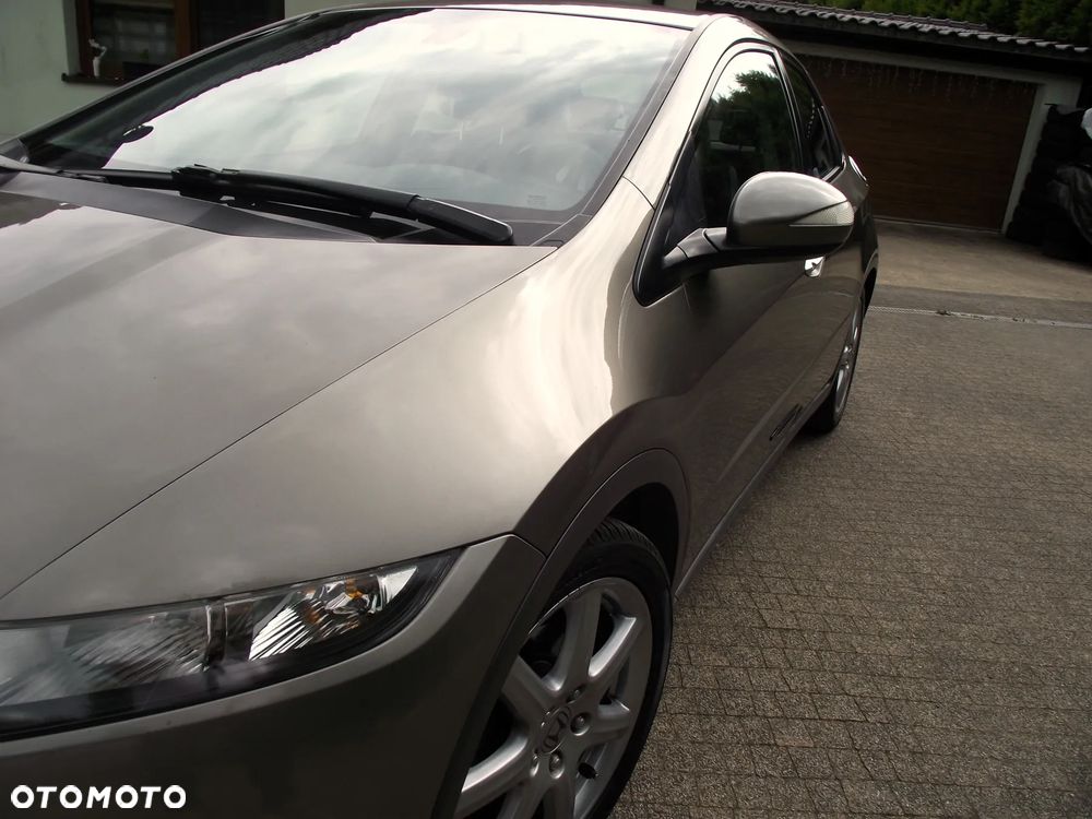 Honda Civic 1.8 Executive - 9