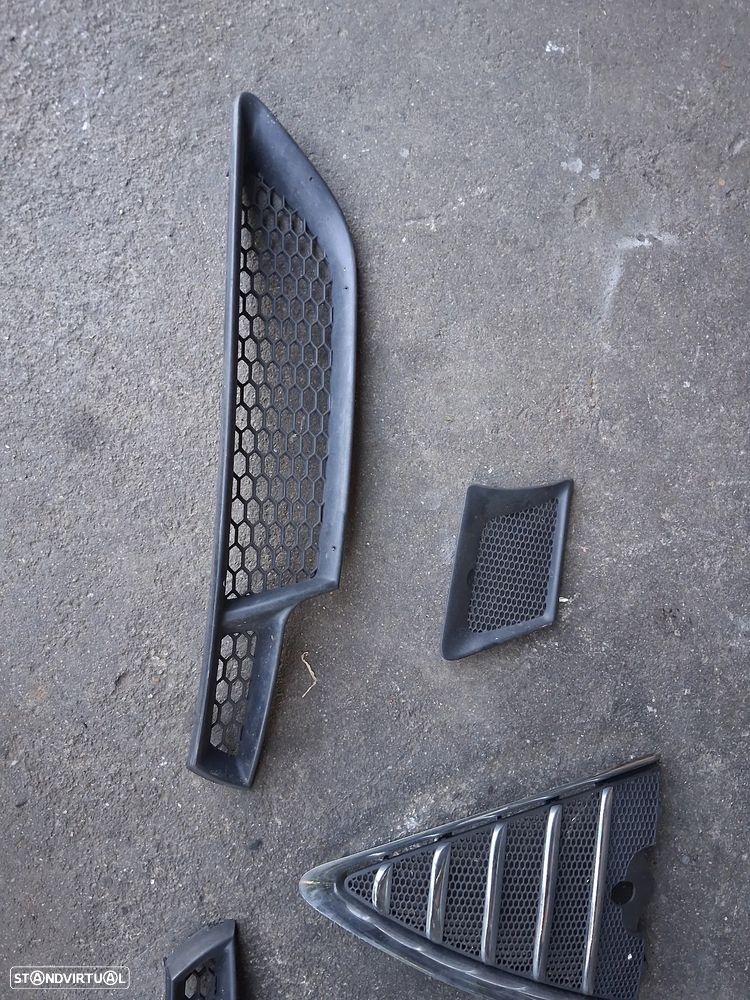 Grelhas de para-choques Alfa Romeo GT - 2