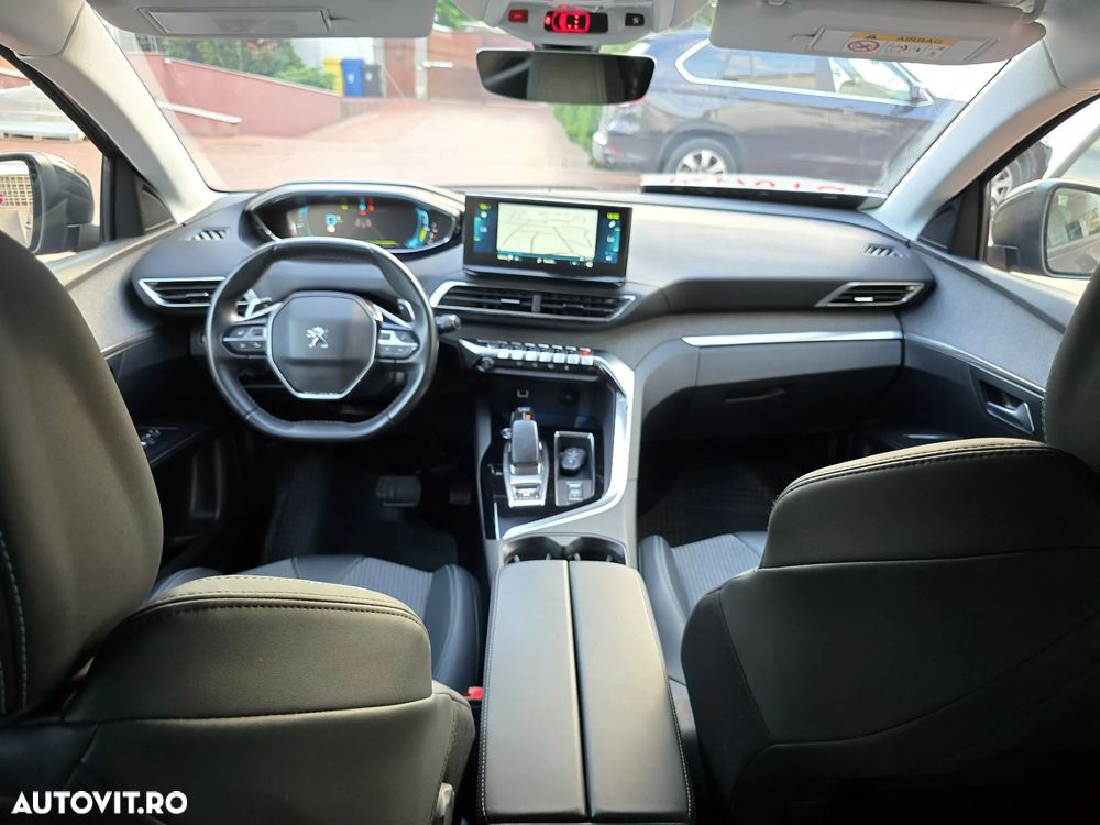 Peugeot 3008 Plug-In Hybrid4 300 e-EAT8 GT - 2