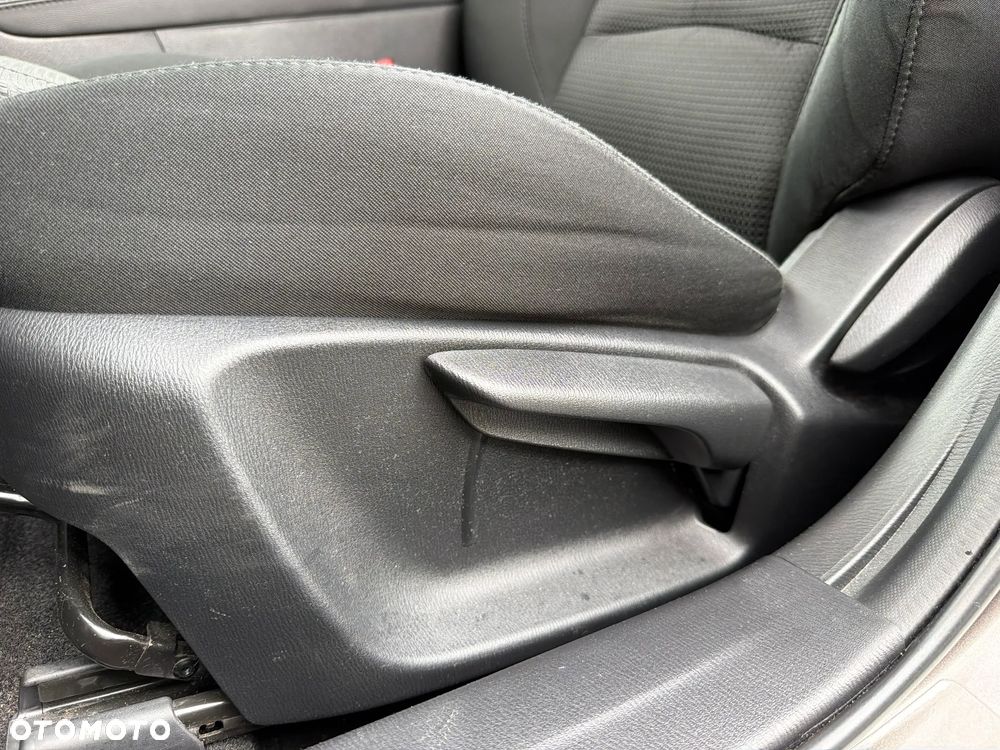 Mazda 3 2.0 Skypassion EU6 - 13