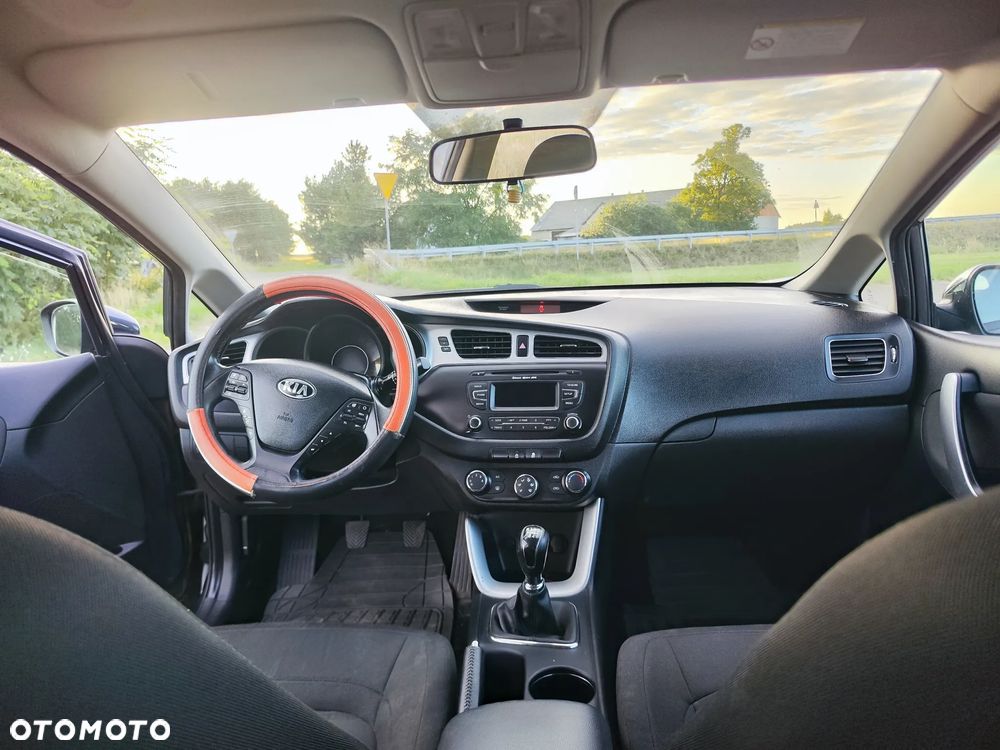 Kia Ceed 1.6 CRDi L - 11