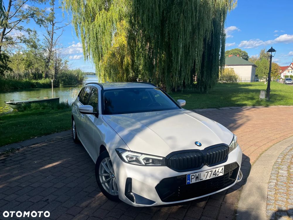 BMW Seria 3 320d mHEV - 4