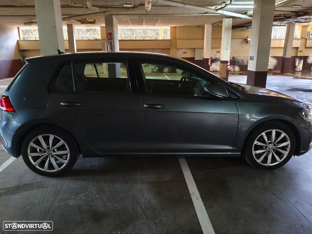 VW Golf 1.0 TSI Confortline DSG - 3