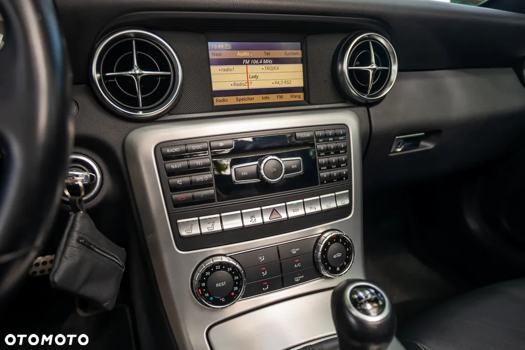 Mercedes-Benz SLK 200 (BlueEFFICIENCY) - 29
