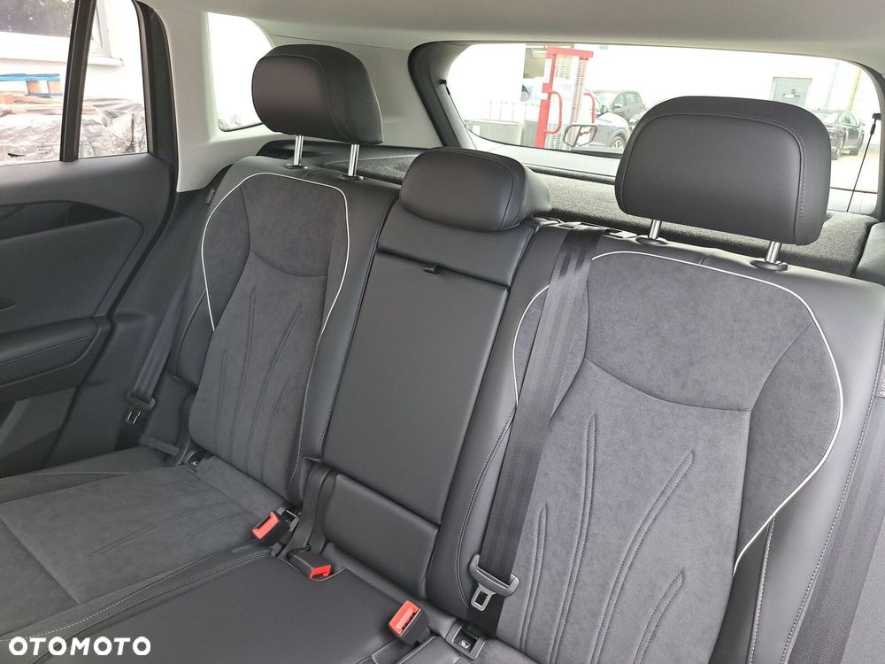Volkswagen Tiguan - 17