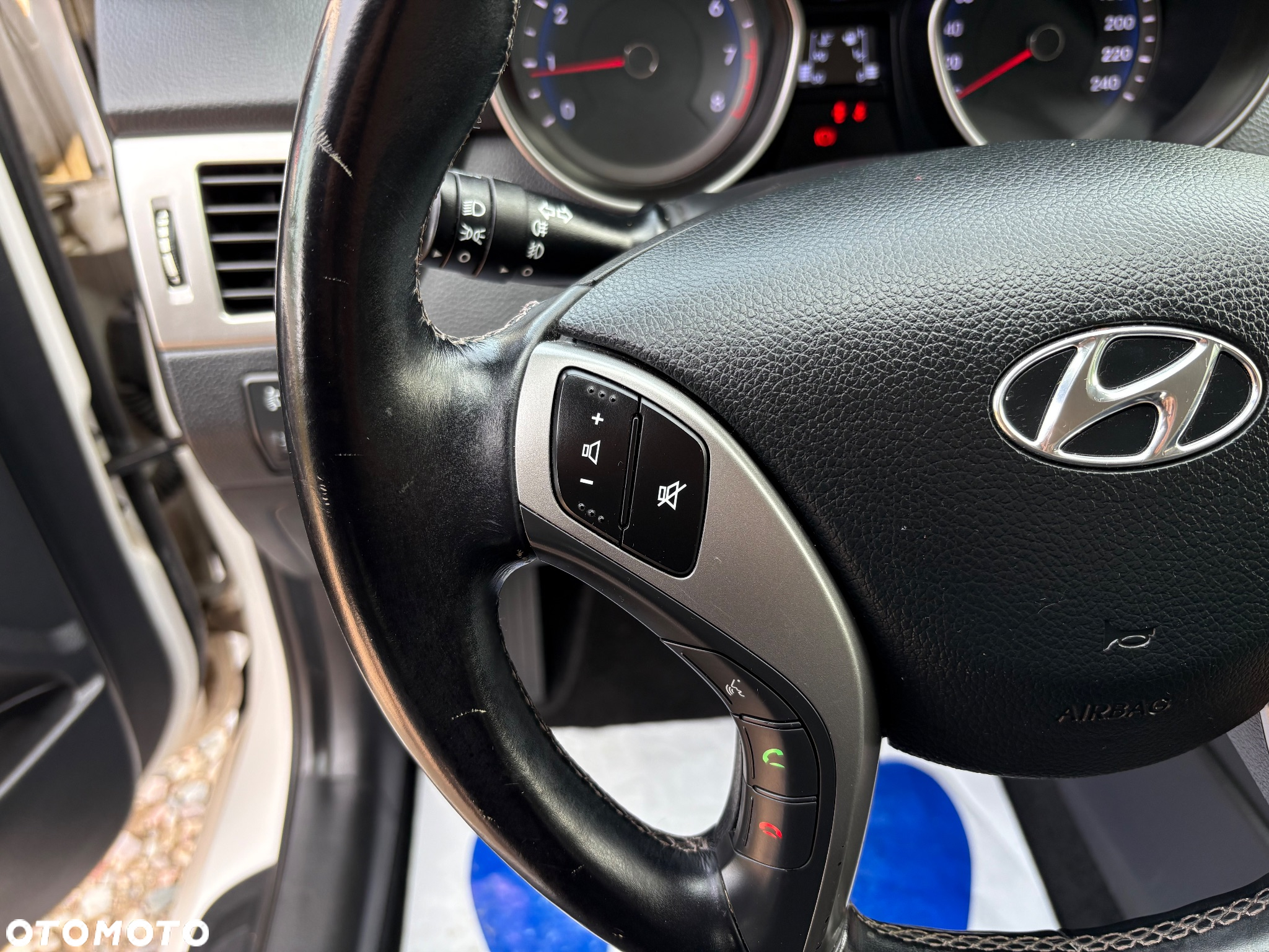 Hyundai i30 1.4 Premium - 17