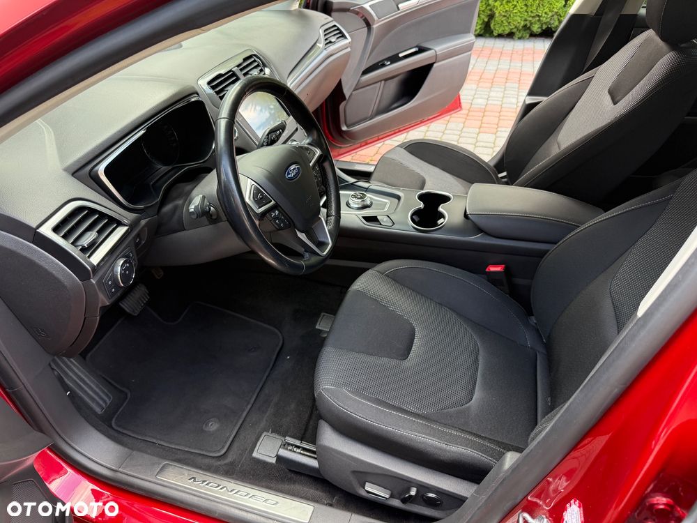 Ford Mondeo 2.0 EcoBlue Titanium - 12