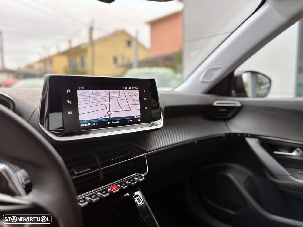 Peugeot 2008 1.2 PureTech Active Pack EAT8 - 15